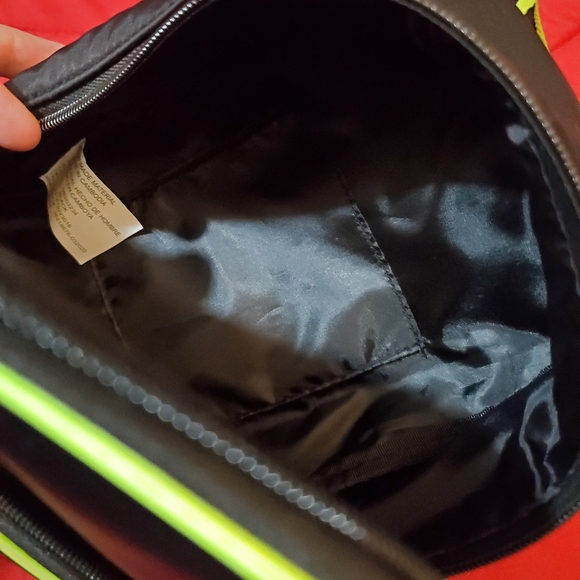 🌈🎒BNWT!!! Mini Backpack - Picture 3 of 7